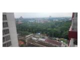 View kampus UI dan Stasiun UI dari balkon unit apart lt15